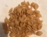 Foto del paso 2 de la receta: Cazuela de atún y conchas