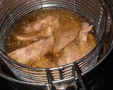 Foto langkah ke 6 dari resep Gepuk Ayam serundeng basah.