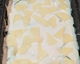 Foto del paso 6 de la receta: Pastel de calabacín con york y queso😋