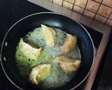 A picture of step 5 of Shrimp Crispy Momos.