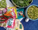 Foto langkah ke 1 dari resep Oseng-oseng Bunga Pepaya.