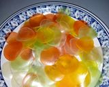 A picture of step 1 of Prawn crackers.