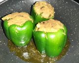 भरवां शिमला मिर्च(Bharwa shimla mirch recipe in Hiindi) रेसिपी चरण 4 फोटो