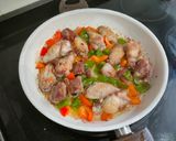Foto del paso 2 de la receta: Arroz de carne y verduras