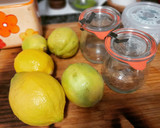 Foto del paso 1 de la receta: Limones encurtidos