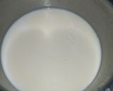 A picture of step 1 of Kheer khurma.