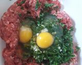 Foto del paso 3 de la receta: Tallarines con salsa de albóndigas