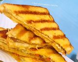 A picture of step 4 of Simple sandwiches🥪 by chef maryumms cuisine🌸.