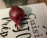 Une image de l'étape 2 de Courgettes jaunes marinées à l’oignon rouge et épices à la plancha.