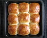 A picture of step 5 of ‘Pampushky’ Ukrainian Bread Rolls.