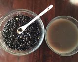 A picture of step 1 of California Farm Refried Turtle Beans.