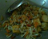 Foto langkah ke 7 dari resep Tumis tahu, wortel, tauge.