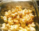 A picture of step 4 of Cheesy masala popcorn.