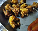 A picture of step 2 of Crispy onion Pakode.