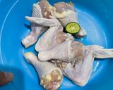 Foto langkah ke 1 dari resep Ayam Kremes ala Mbok Berek.