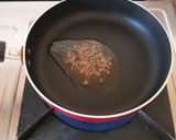 A picture of step 2 of Bread Toast With Barley Spread.