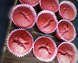A picture of step 3 of Red velvet cupcakes III.