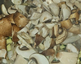 Foto del paso 2 de la receta: Spaguetini con setas variadas