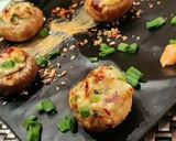 A picture of step 5 of Cheesy Italian mushrooms.