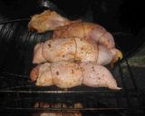 Foto del paso 3 de la receta: Muslo y contramuslo relleno con bacon