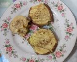 A picture of step 2 of Smashed potato.