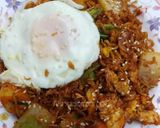 Foto langkah ke 5 dari resep Indomie Goreng.
