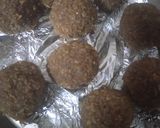 A picture of step 3 of Chocolate pops.