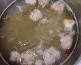Hình bước làm 1 của món Canh rau sam nấu mọc thịt