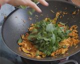 Foto langkah ke 5 dari resep Nasi bakar ayam kemangi.