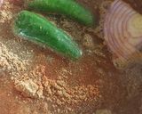 A picture of step 2 of دال چکن.