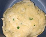 Foto langkah ke 3 dari resep Onion Stick/stik bawang simple.