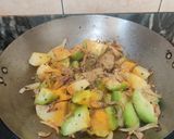 A picture of step 4 of Spiny gourd potato dry curry.