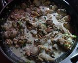 Foto del paso 3 de la receta: Popurrí de mariscos a la crema
