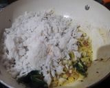 A picture of step 4 of Kanda Poha.