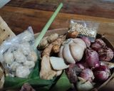 Foto langkah ke 1 dari resep Ayam Serundeng.