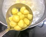 Hình bước làm 5 của món Chè củ năng Thái