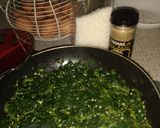Foto del paso 4 de la receta: Pechuga de pollo con espinacas y queso provolone