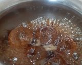 A picture of step 1 of Hot Anjeer Milk.