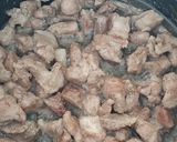 Foto del paso 6 de la receta: Carne de puerco con nopales en salsa de chile mora