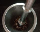 A picture of step 1 of Spicy tomato bath.