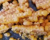 Foto del paso 2 de la receta: Choclo con manteca y sal 🌽