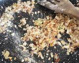 Foto del paso 4 de la receta Merluza a la vasca con espárragos