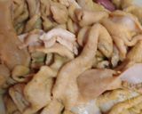 Foto langkah ke 1 dari resep Kripik Usus Ayam.
