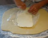 Foto del paso 2 de la receta: Verdaderas medialunas de manteca