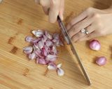 Foto langkah ke 3 dari resep Sambal Ikan Kembung Devina Hermawan.