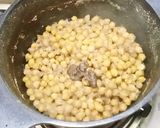 A picture of step 1 of Chat pati Chana Chat.