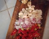 Foto langkah ke 2 dari resep Tumis kembang bawang tempe.