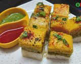 A picture of step 6 of Tricolor fusion sandwich dhokla.