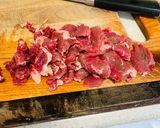 Foto langkah ke 2 dari resep Tumis Scotch Fillet dan Oyster (Resep No.115).