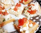 Une image de l'étape 2 de Toasts apéro chèvre frais feta tomates 🍅#monlivredecuisine.